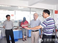 中國(guó)著名儀器(qì)專家(jiā)金(jīn)國(guó)藩院士到(dào)丹東(dōng)百特視(shì)察
